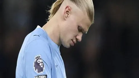 我国体坛四位佳人，才貌兼修，魅力四溢，风华绝代不输银幕女神。